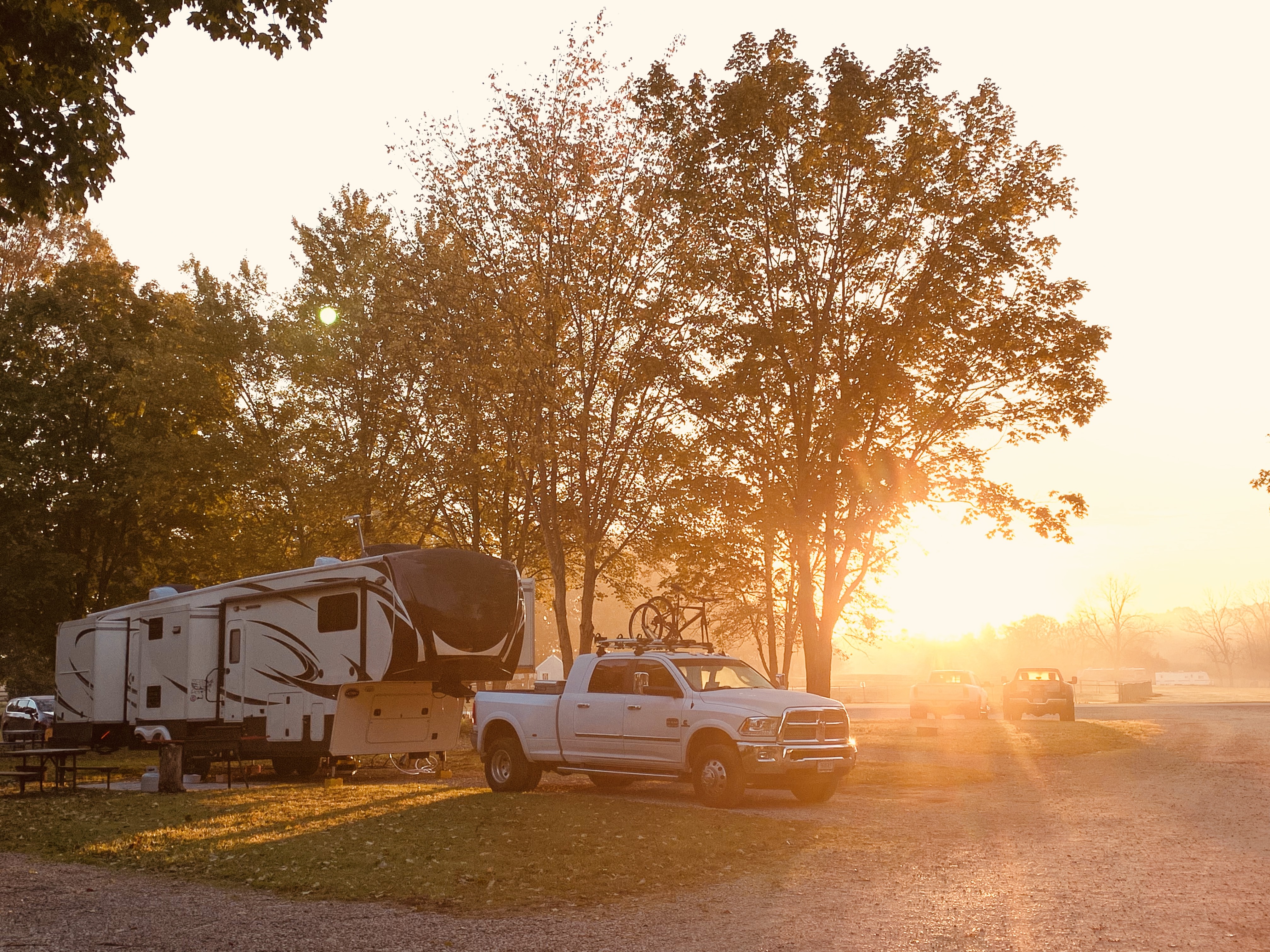 Fifth Wheel Trailers: Spacious Comfort and Smooth Towing | Go RVing