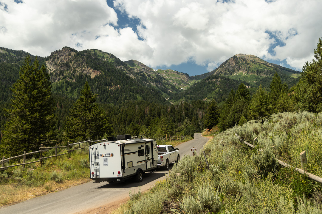RV traveling into mountains