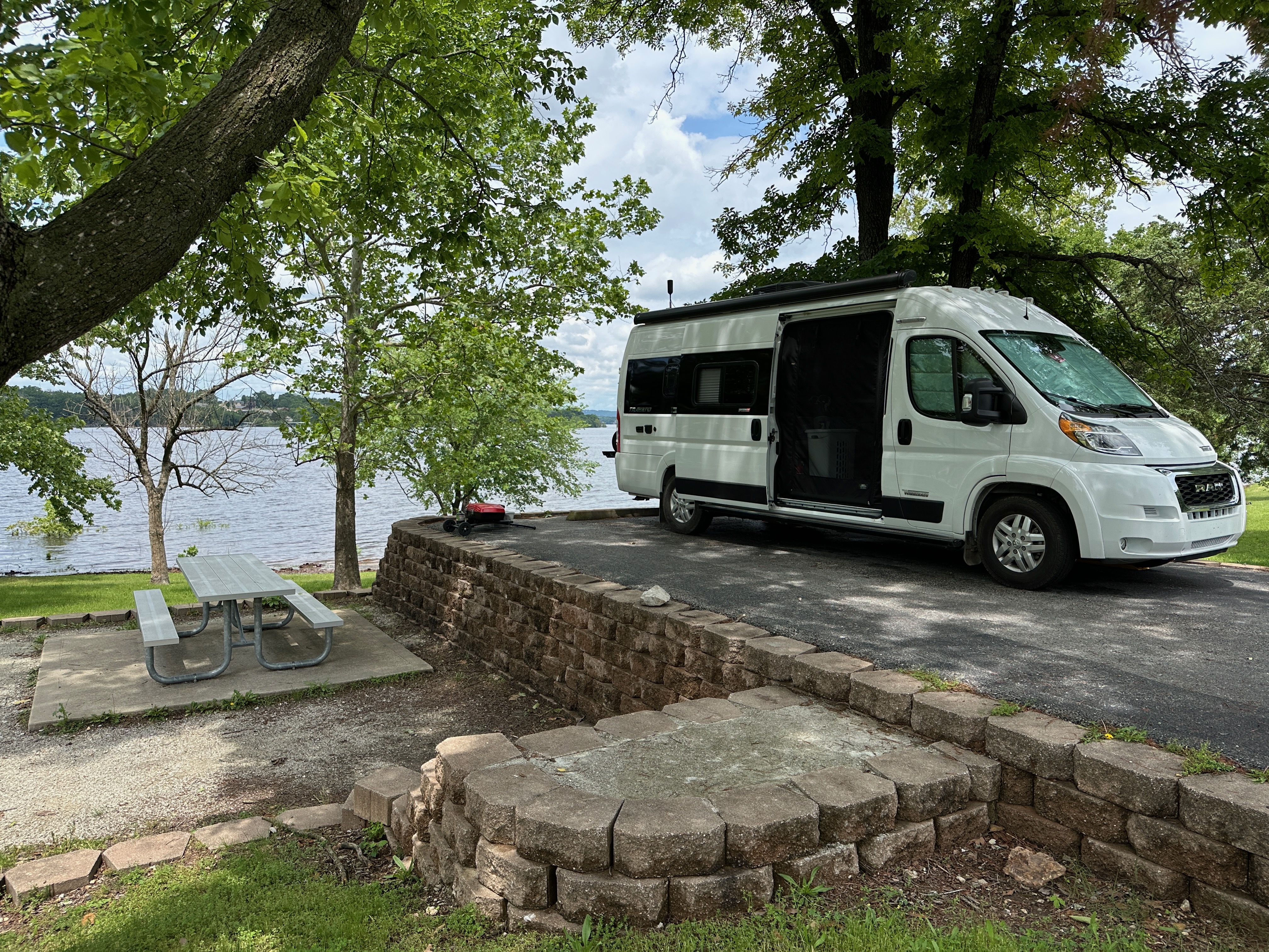 Yellowstone Class B Van