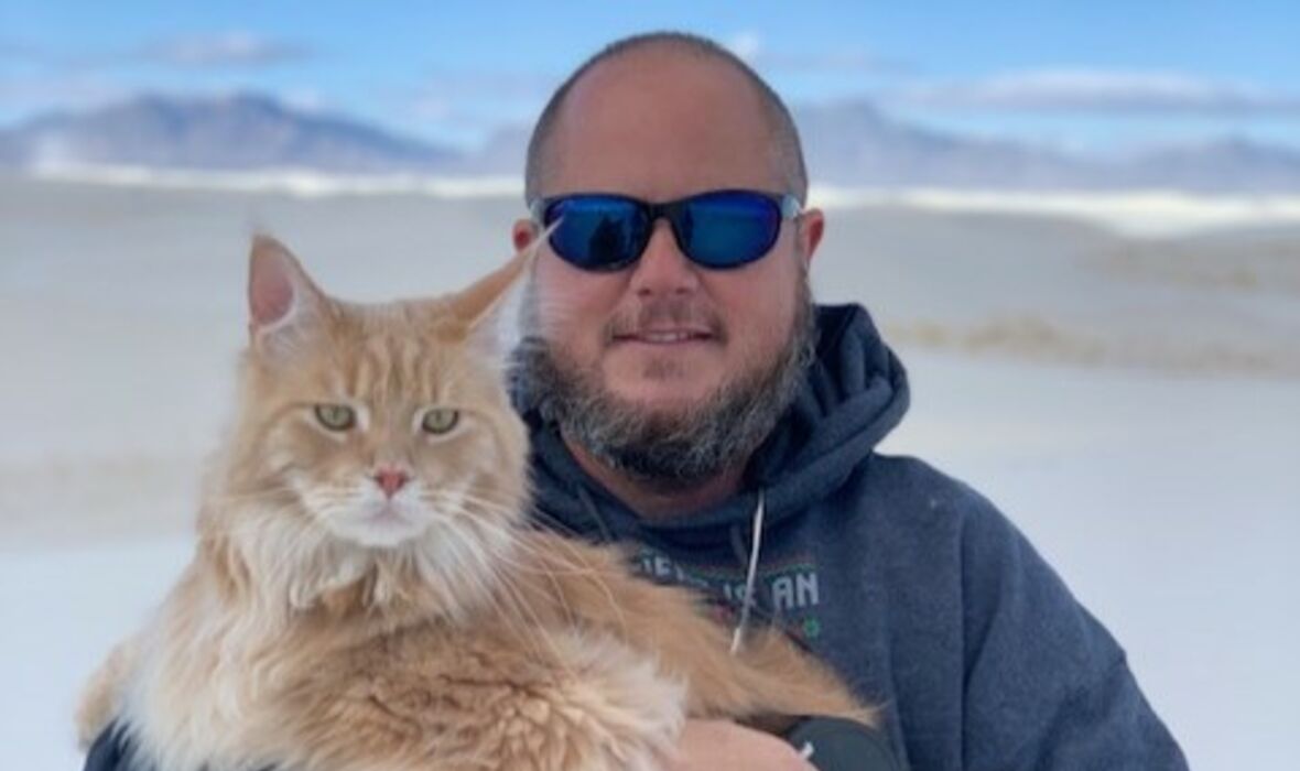 Scott Russel and Fisher the Maine Coon