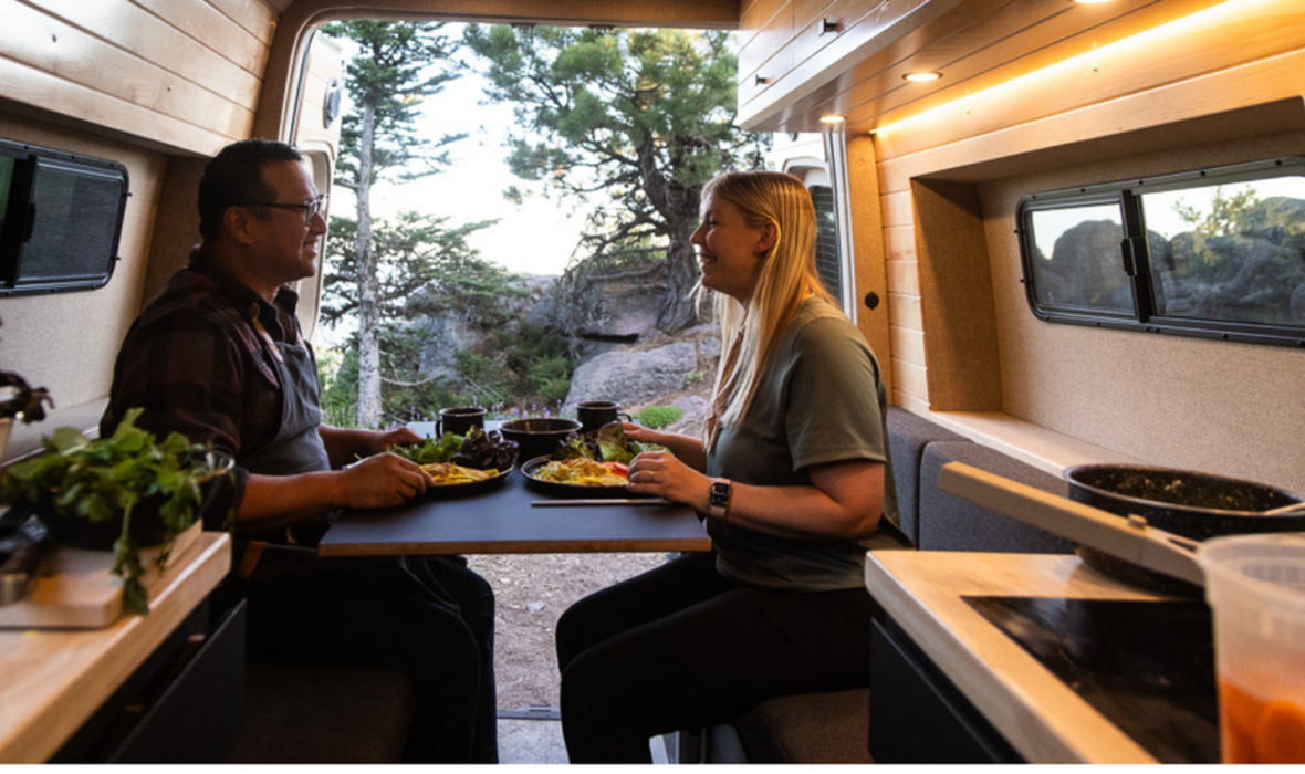 Mealtime in RV_h