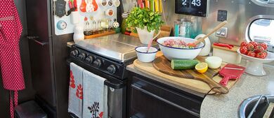 11 Tips For A Well-Equipped RV Kitchen
