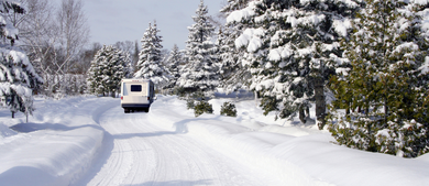 RV on a wintery day_h