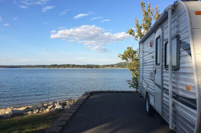 8 Great Lakefront Locations With Gorgeous Views