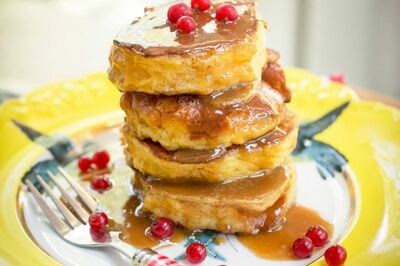 Challah French Toast with Caramel Sauce