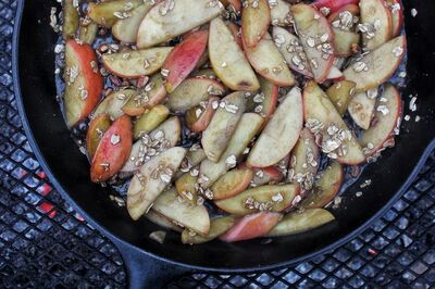 Simple Bourbon Apple Crisp