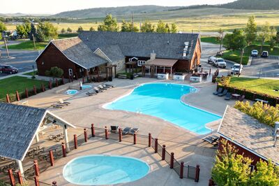 Elkhorn_ridge_pool.JPG