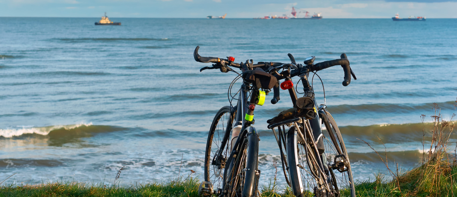Biking on a beach_h