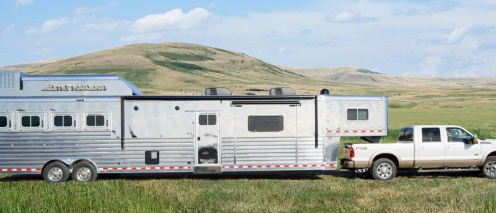 Horse Trailer_h