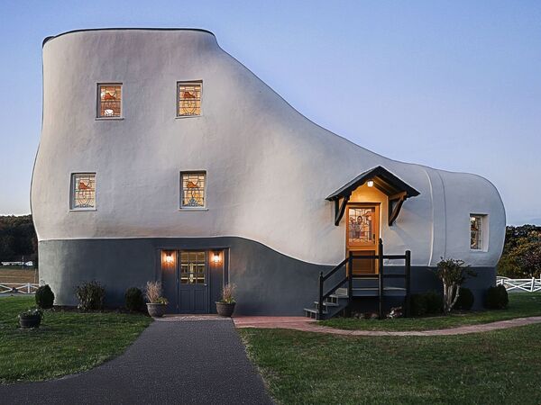The Haines Shoe House
