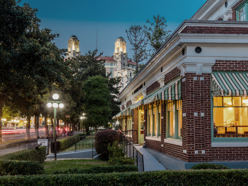 10.21.15_HotSprings158 - Arlington & Bathhouse Row