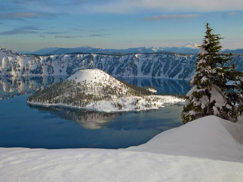 Crater Lake Natl Park in Winter 