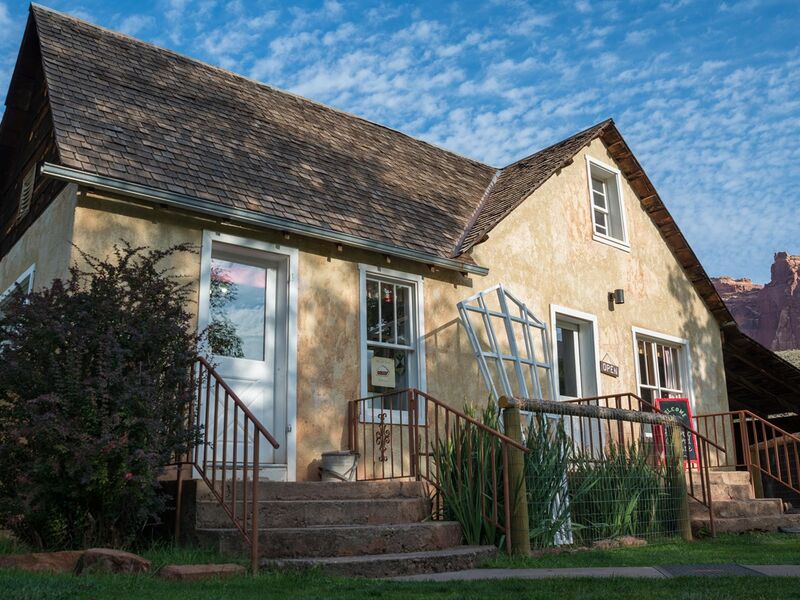 Gifford House