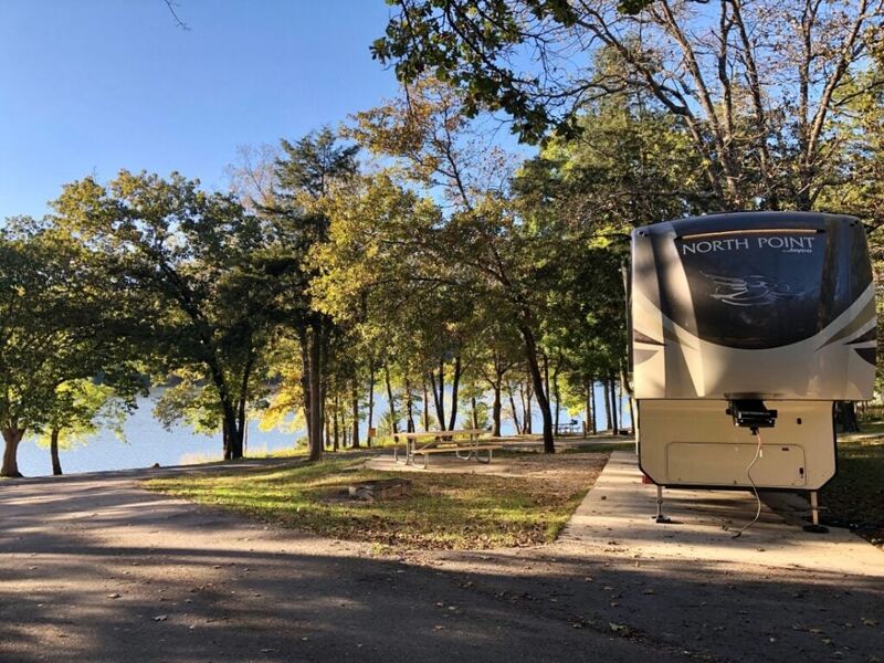 RV Camping at Lake of the Ozarks State Park_Credit to RV LIFE